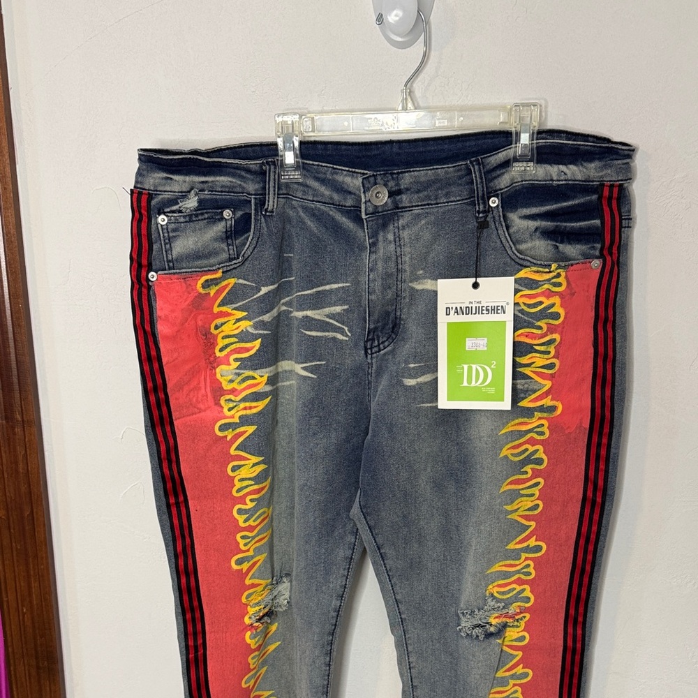 Amiri IDD Stylish Men's Jeans with Red and Yellow Flame Design Size 40 - Picture 2 of 11